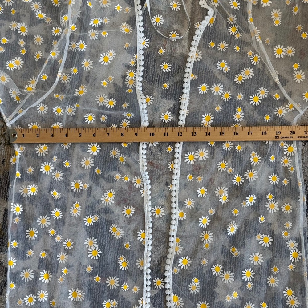 David and Young Daisy Floral Mesh Kimono Cardigan White Sheer Pom Pom FST07813D - Picture 7 of 8